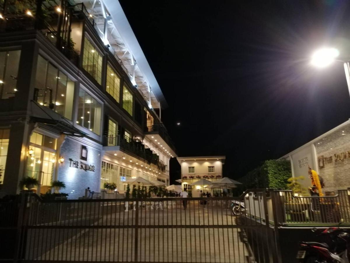 The Square 101 Ξενοδοχείο Μπανγκόκ Εξωτερικό φωτογραφία